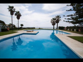  apartment by the beach  Михас